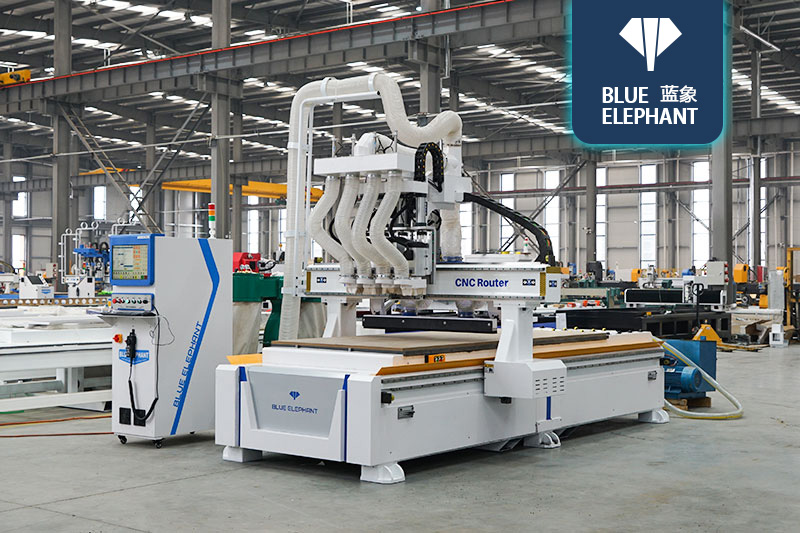 四工序開料機(jī)-1 四工序開料機(jī)-1